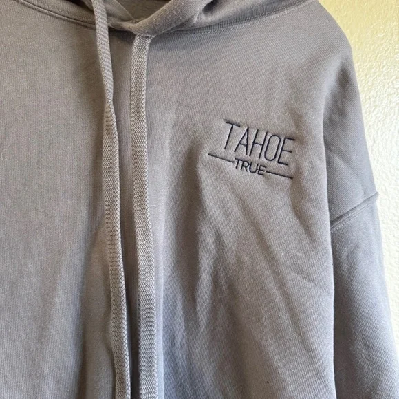 Tahoe True Purple Gray Cropped Hoodie Sweater - Picture 2 of 3